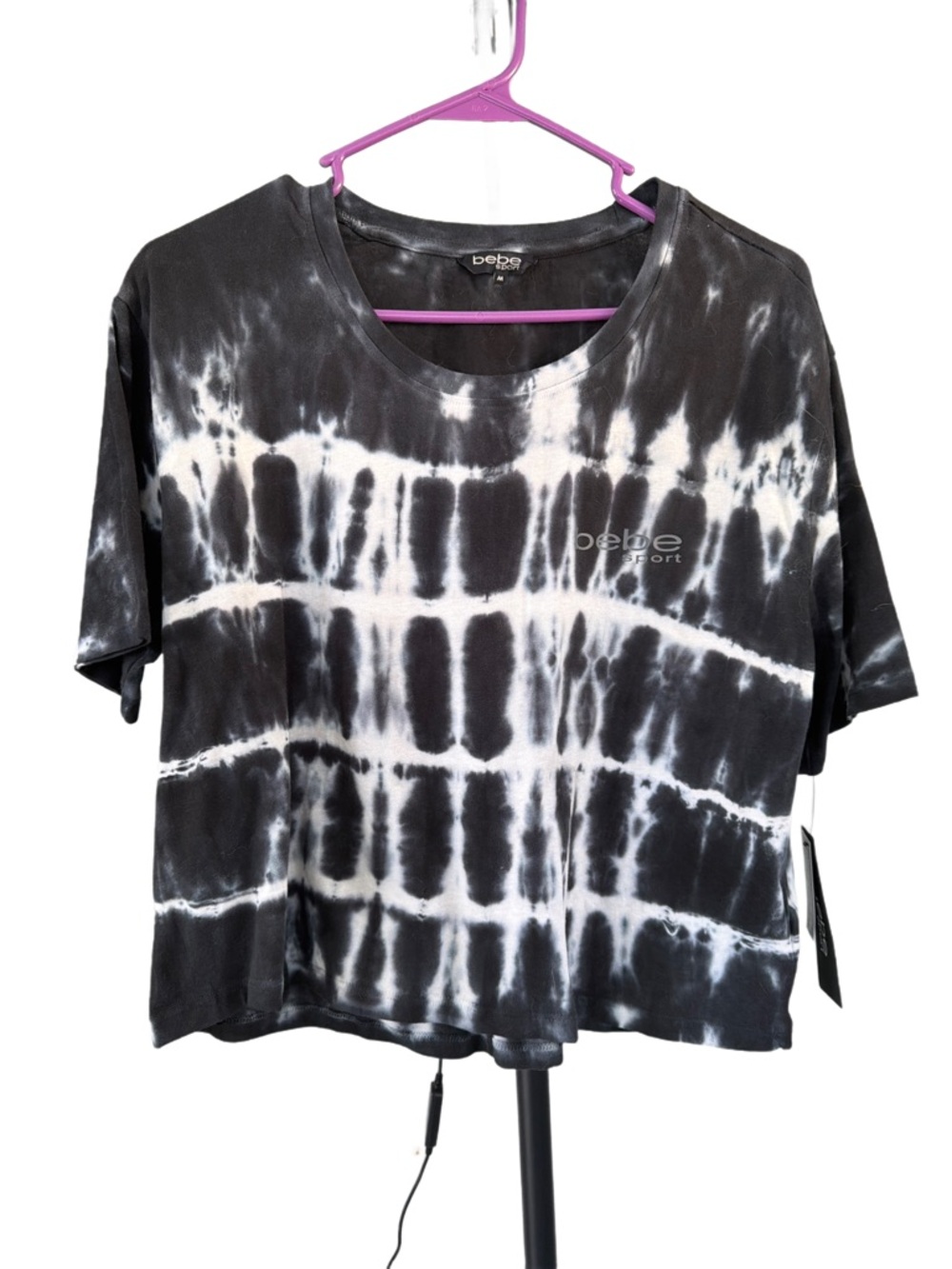 bebe Black & White Tie-Dye Cropped Tee
